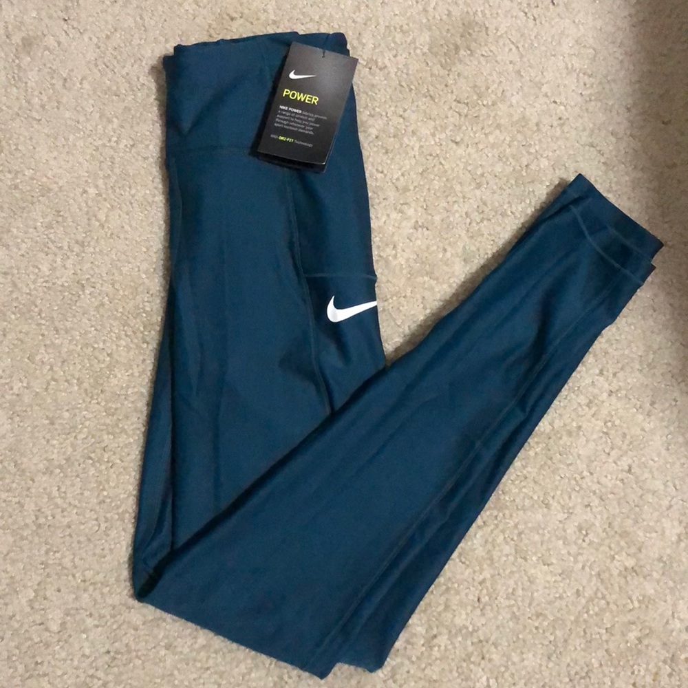 Nike Tight Fit Power Leggings